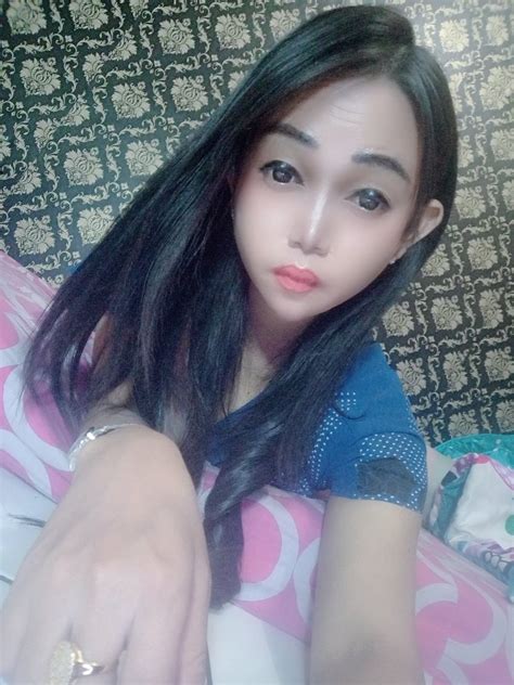 ASIAN SHEMALE PORN • Shemale Here.